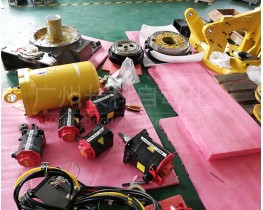 發(fā)那科機器人R-2000iC本體拆機件銷售：電機、減速器、平衡缸……
